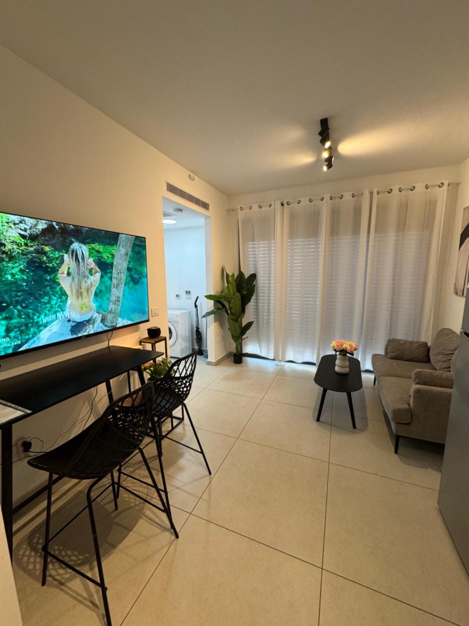 פסגת הדקל Apartamento Eilat Exterior foto